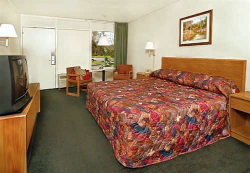 Masters Inn I-26 Cayce Exteriér fotografie
